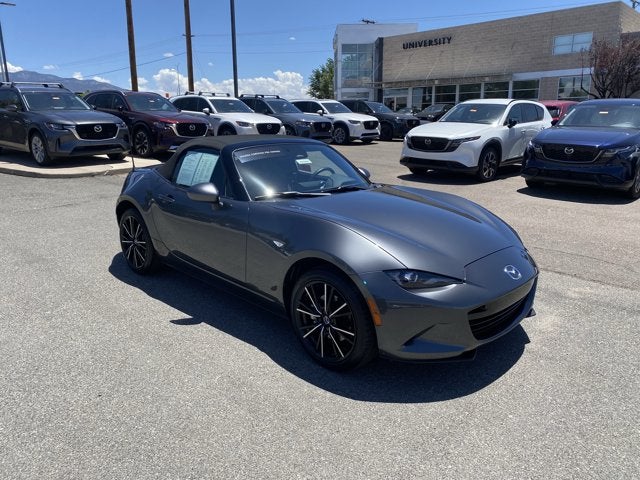2025 Mazda Mazda MX-5 Miata Grand Touring in Machine Gray Metallic — front three-quarter view